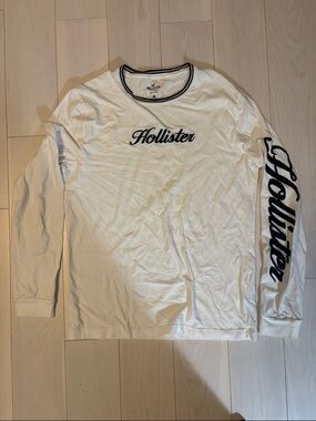 Y2K Hollister White Long Sleeve Shirt with Navy Script